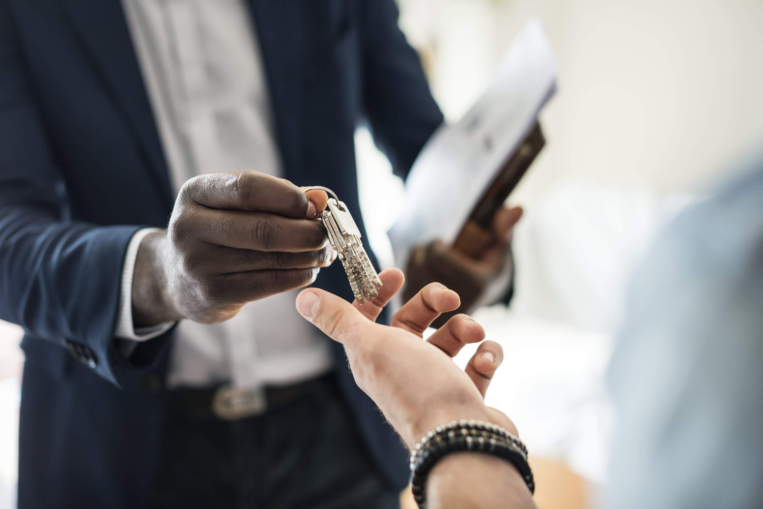 Como evitar erros no consórcio e conquistar seus objetivos financeiros Aprenda como evitar erros no consórcio e planeje sua participação financeira com segurança. Como evitar erros no consórcio